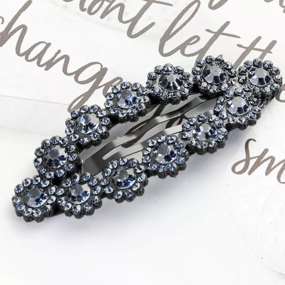 GIFT MOTHER’S DAY SEXY HAIR CLIP BLACK WITH NAVY - Picture 7 of 8
